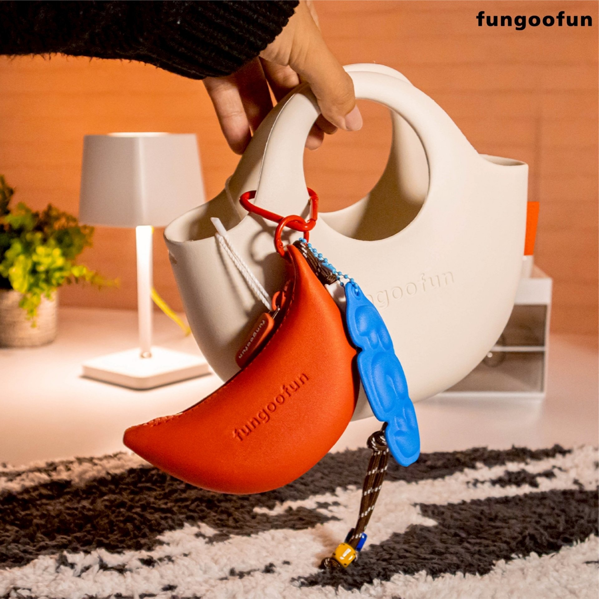 FUNGOOFUN MINI Banana Pendant - Yellow