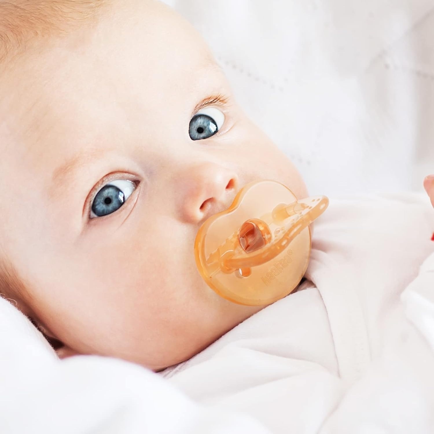 Haakaa Silicone Dummy Apricot ( 3 Months+ )