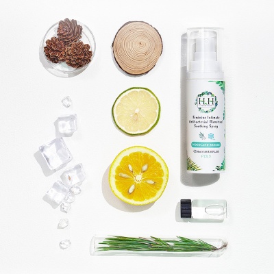 HERB & HEALTH - Feminine Intimate Fresh Cleansing Soothing Spray PLUS (Woodland Breeze) 30ML
