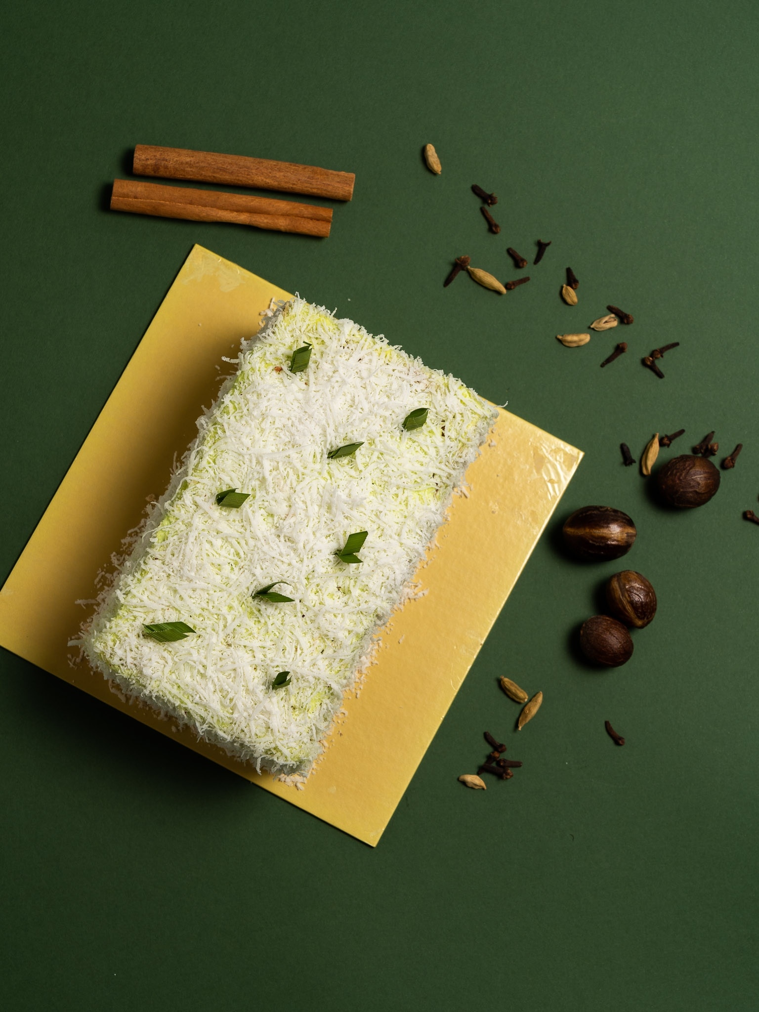 PANDAN ONDEH-ONDEH LAYER CAKE 1KG