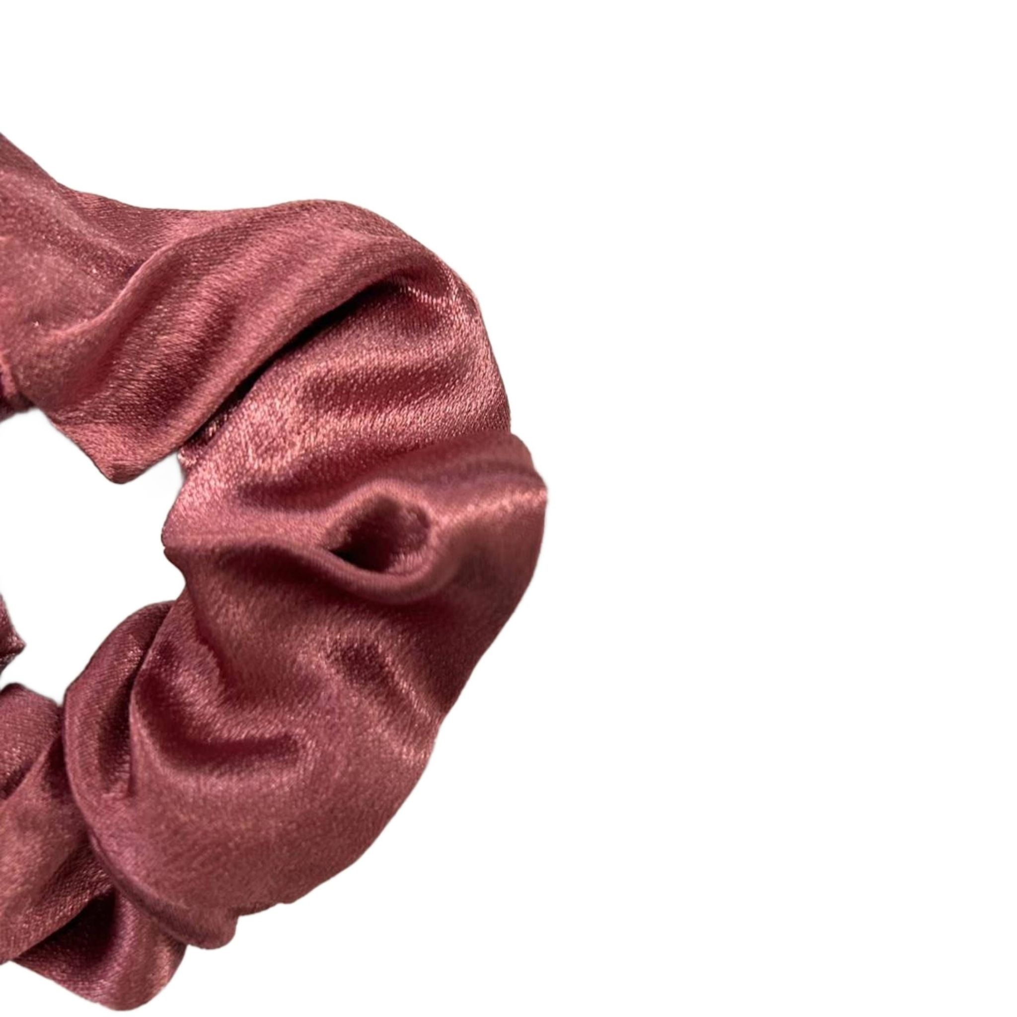 APN-0120 SATIN SCRUNCHIES