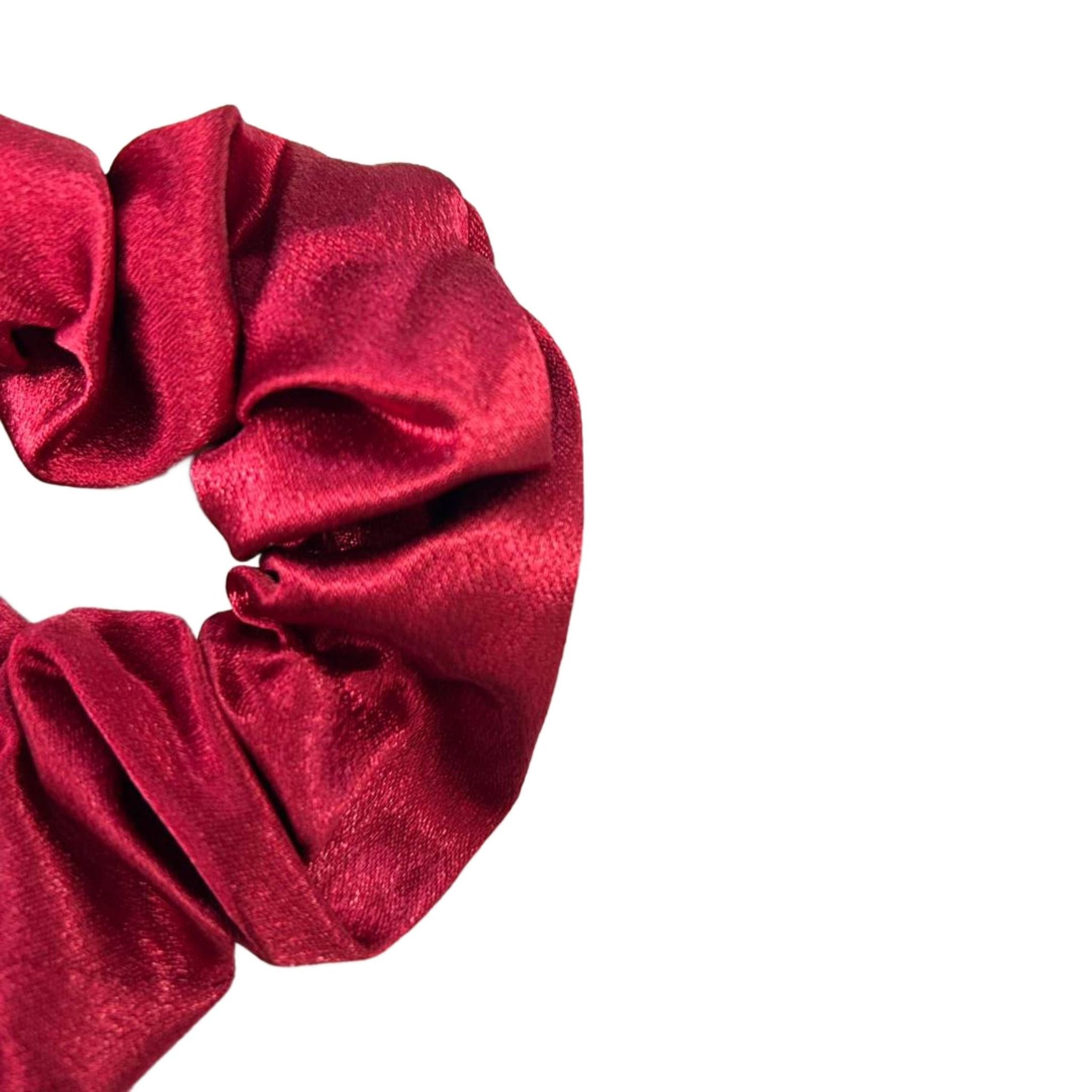 APN-0120 SATIN SCRUNCHIES