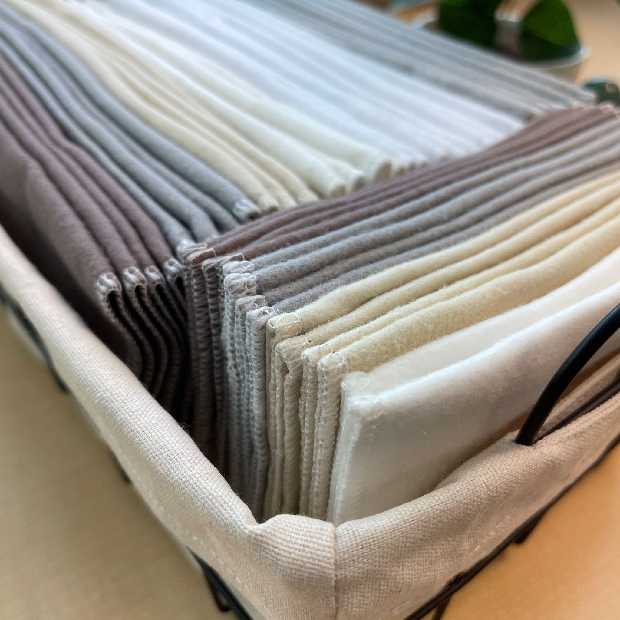 Haakaa Cotton Cloth Wipes - L ( 30CM X 25CM ) 8PCS