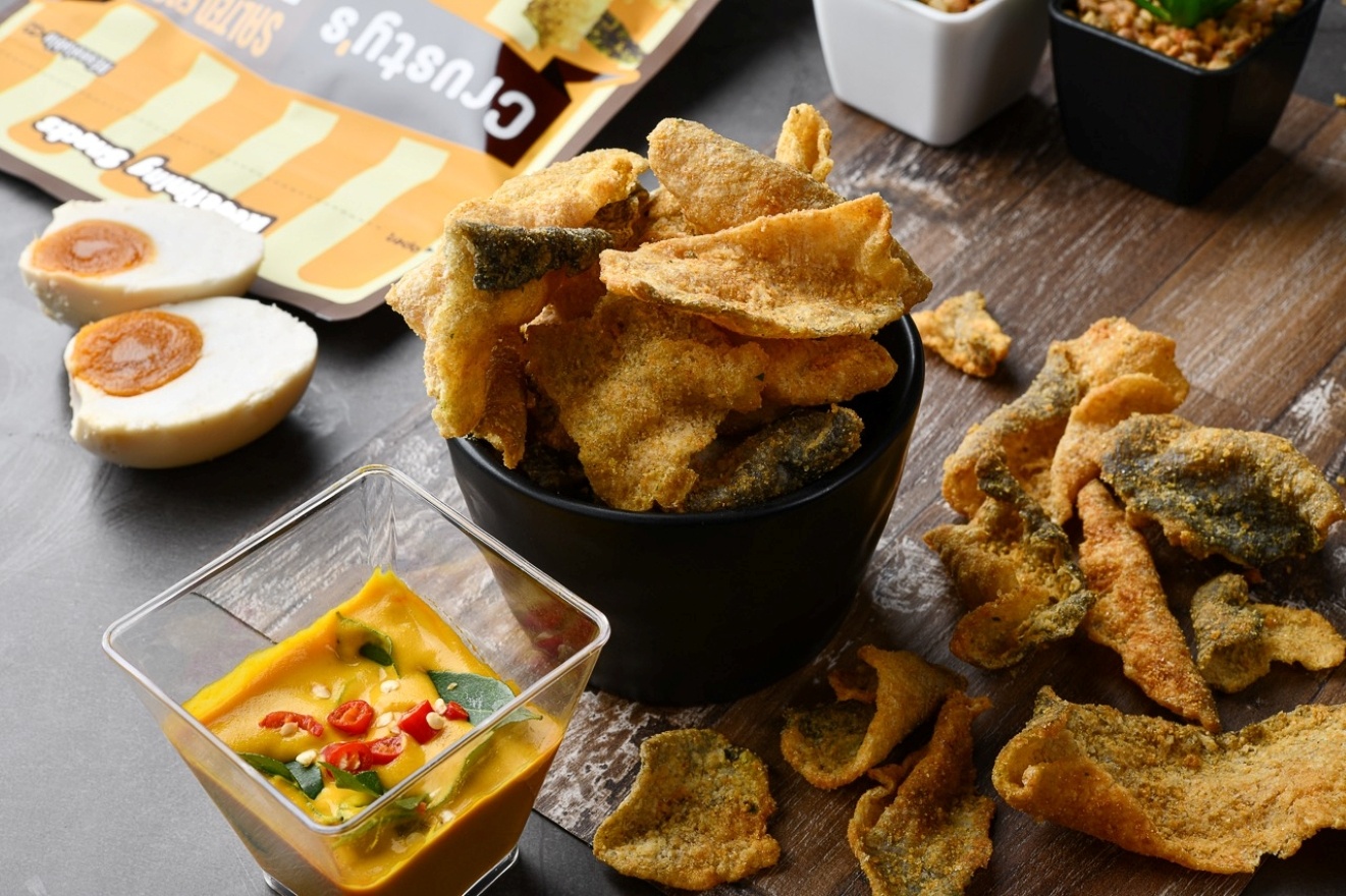 Crusty's Salted Egg Fish Skin 80g image