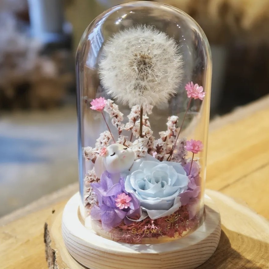 Bunny Aurora Preserved Dandelion Glass Dome