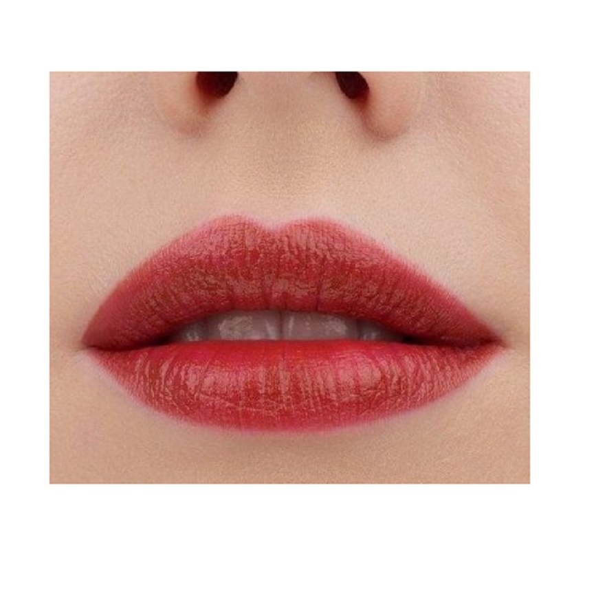 Tinted Kiss Hydrating Lip Tint 104 Feeling Foxy