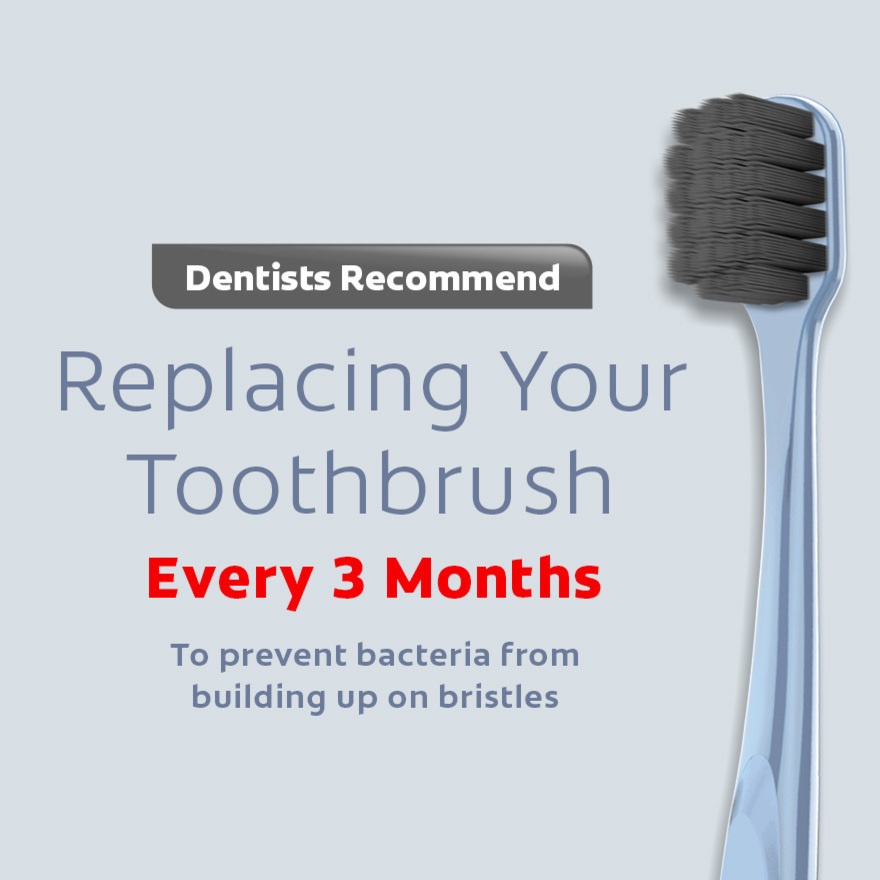 Colgate Gentle Charcoal Toothbrush 3s image