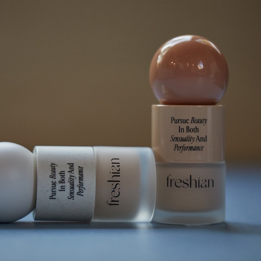 Egg-Like Glow Foundation Vegan 203