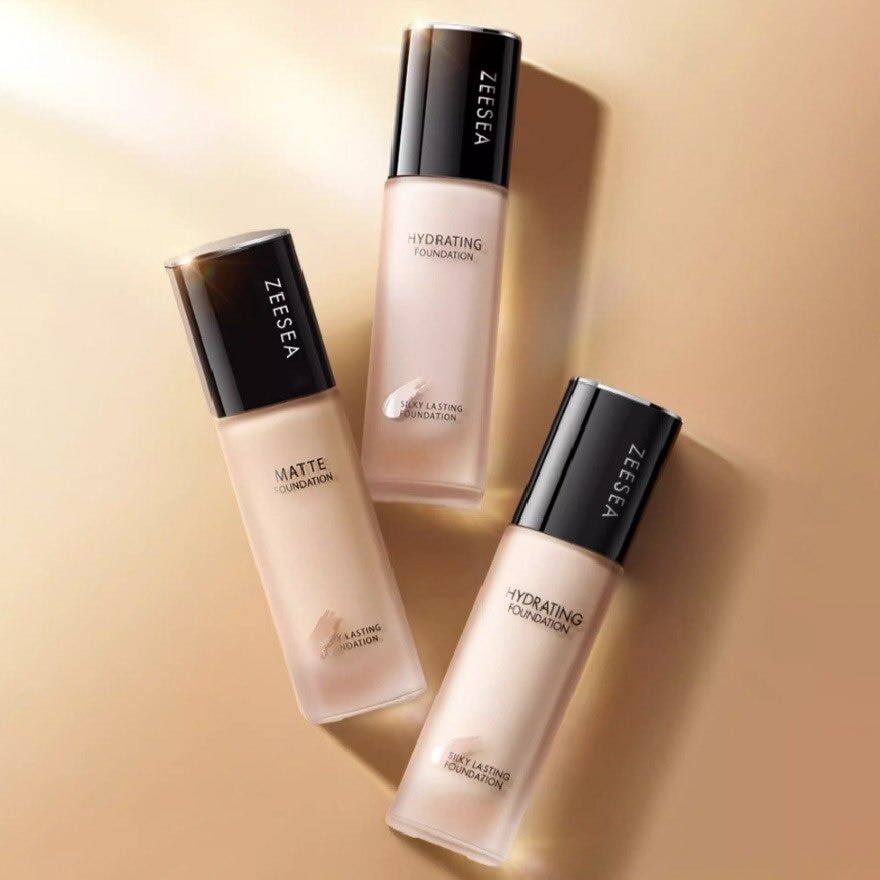 Silky Lasting Liquid Foundation HW01 Warm Ivory