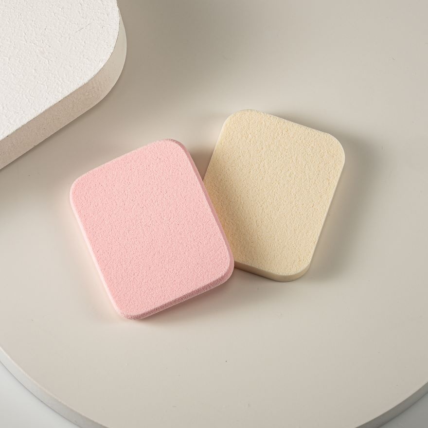 Foundation Sponge 2s image