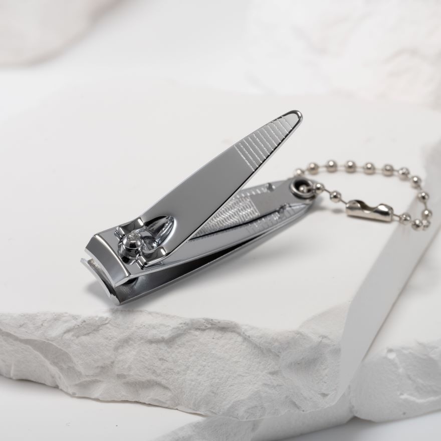Fingernail Clipper 1s image