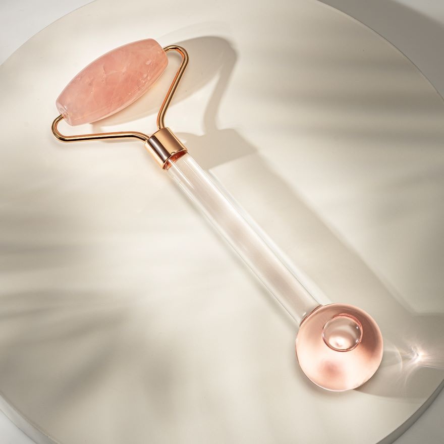 2 in 1 Face Massager 1s