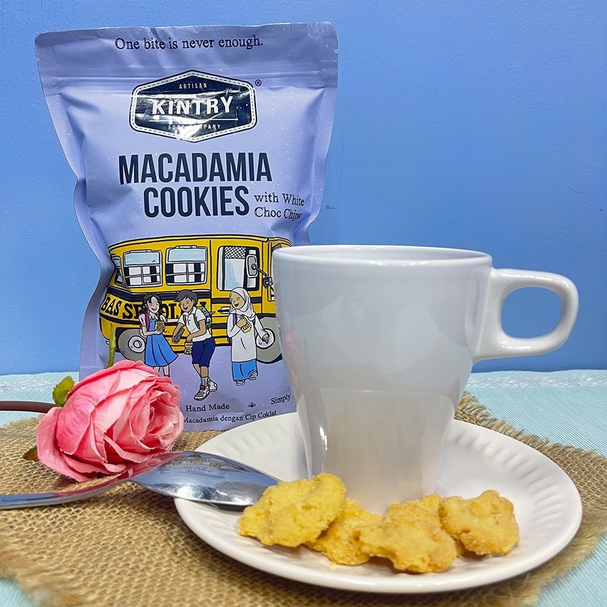 Macadamia White Choc Cookies Regular Pack