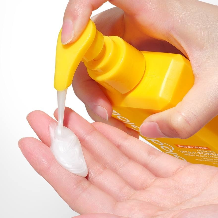 Tangerine Vita C Power Bright Glow Cleanser 80g