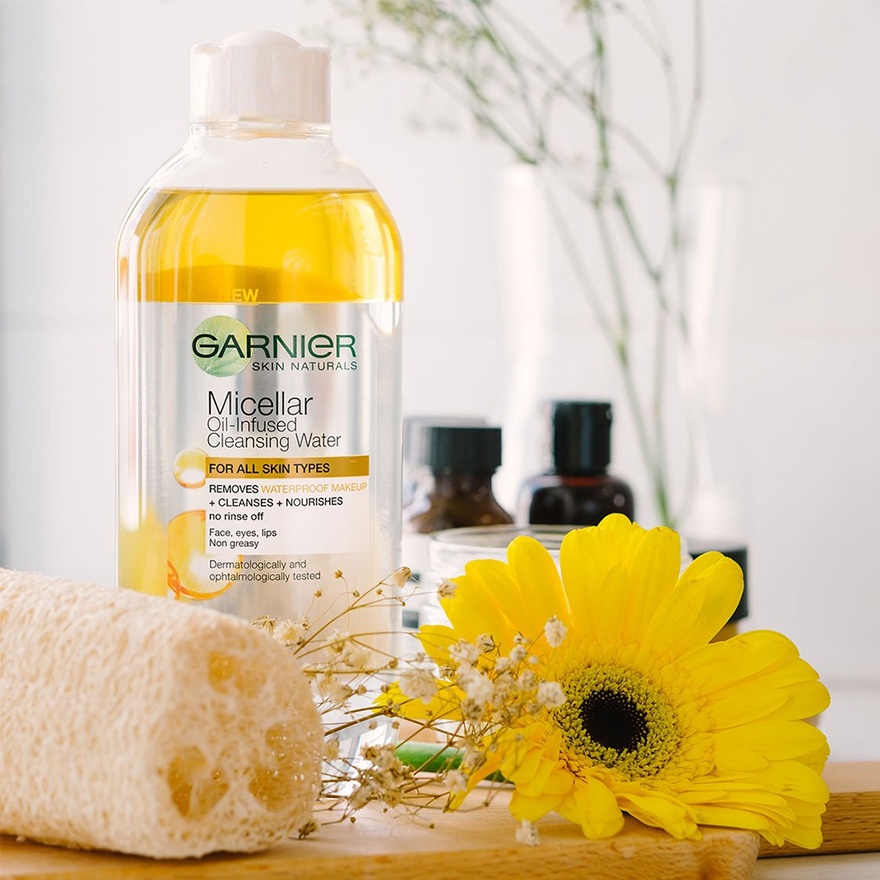 Micellar Oil-Infused Cleansing Water 400ml Twin Pack image