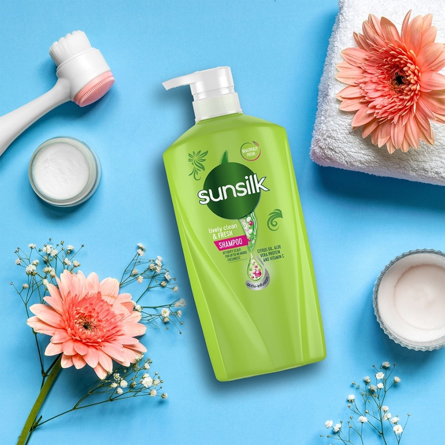Lively Clean & Fresh Shampoo 625ml  X4