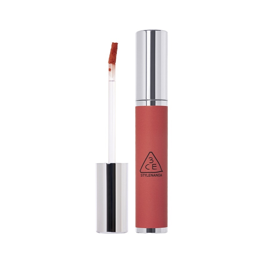 Hazy Lip Clay Common Stranger