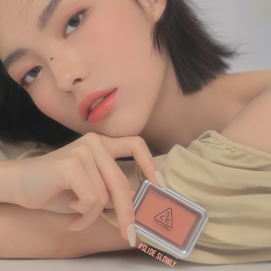 New Take Face Blusher Youth Pink