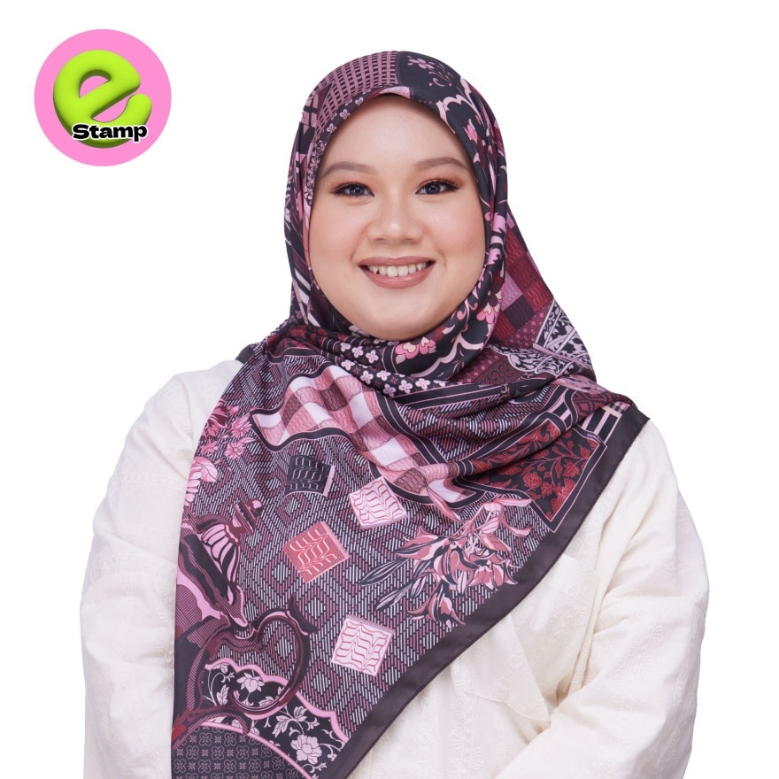 Watsons X Naelofar Limited Edition Jamuan Matted Satin Square - Sago Rose