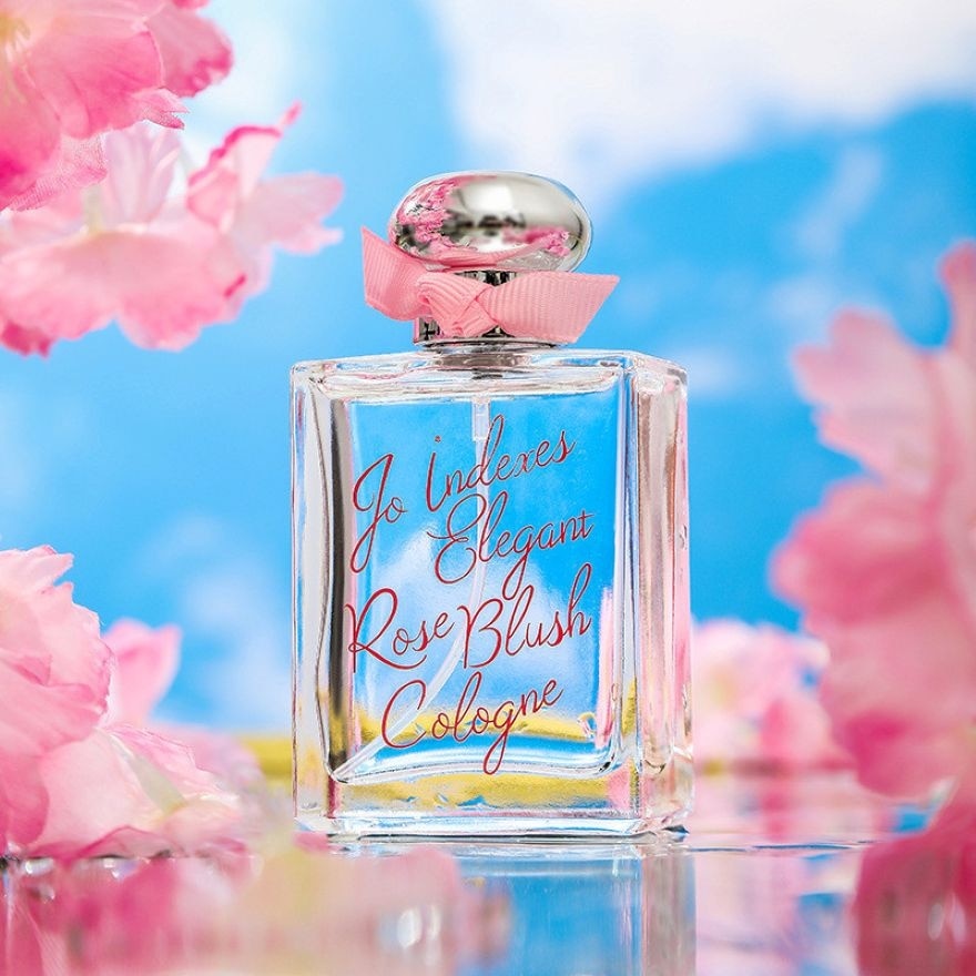 Soft and Elegent Wind Around Sakura