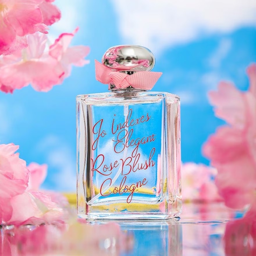 Soft and Elegent Wind Around Sakura