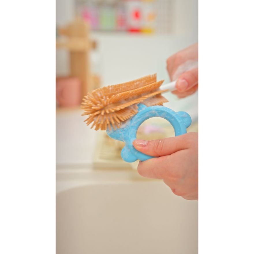 Step 0 Teether & Training Toothbrush (0 12 months) 1s image
