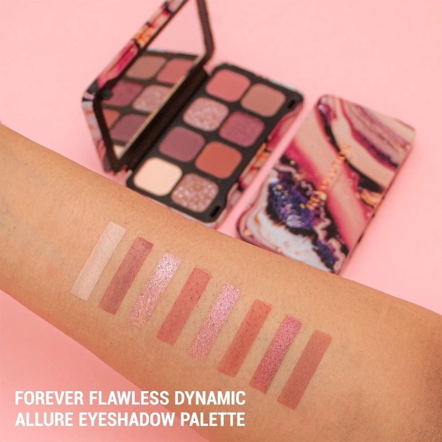 Forever Flawless Dynamic Allure Eyeshadow Palette image