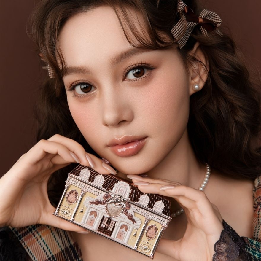 The Sweetie Bear Collection 6-Color Makeup Palette 01 Buttery Croissant