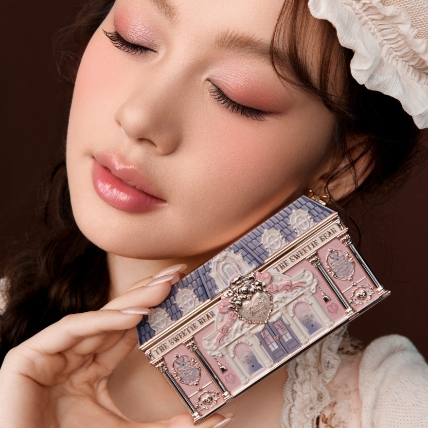 The Sweetie Bear Collection 6-Color Makeup Palette 02 Strawberry Milk