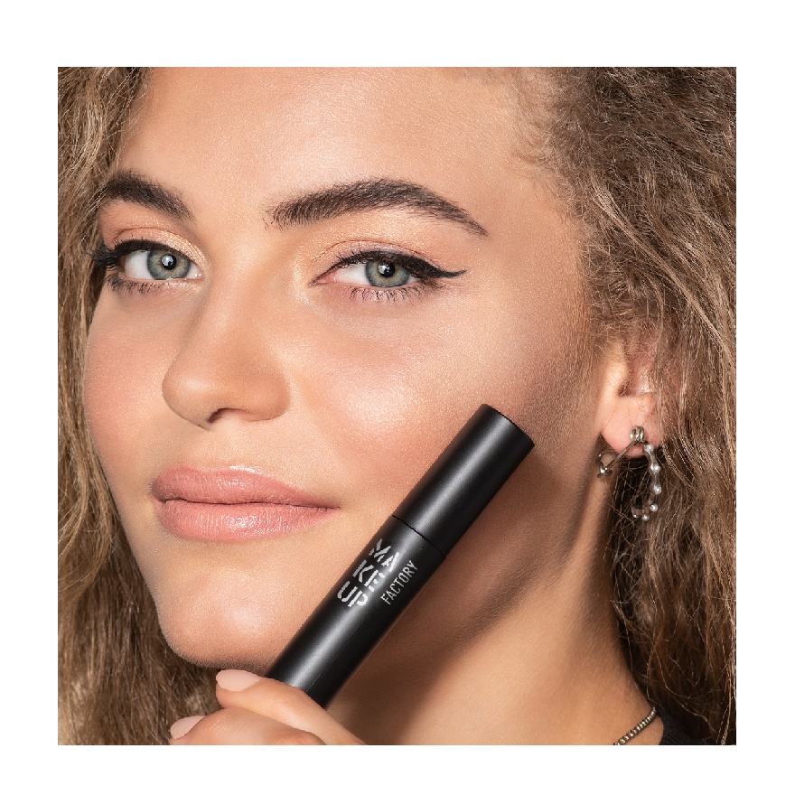 Volume Mascara 10