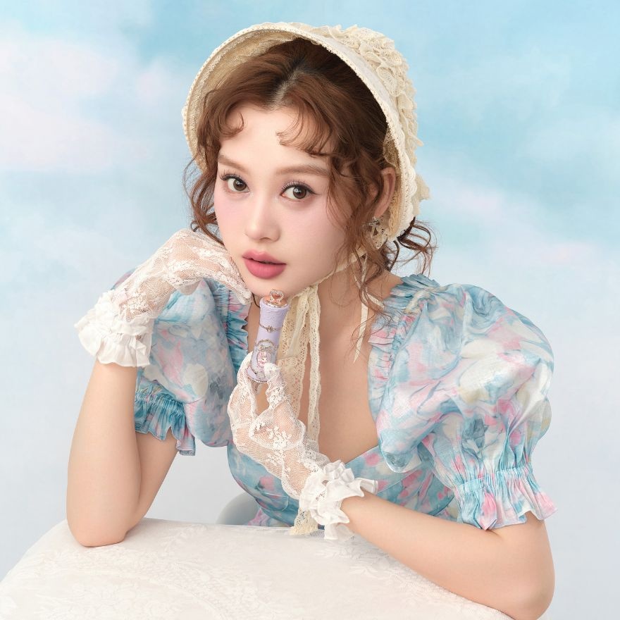 Bunny Garden Collection Cloud Lip Cream B06 Dollie image