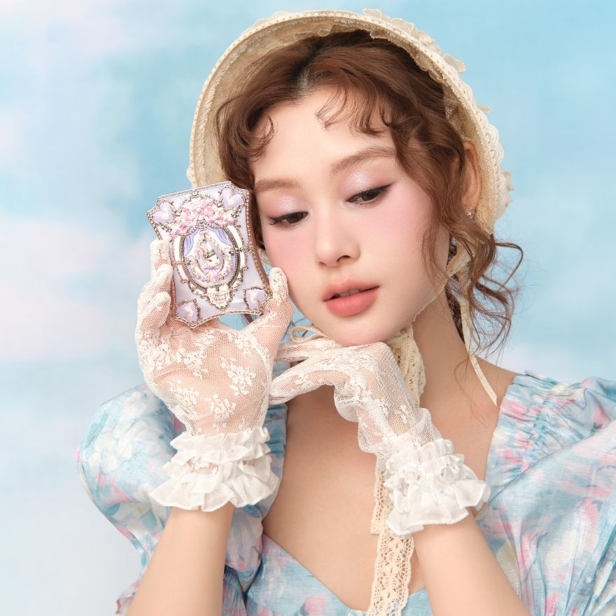 Bunny Garden Collection 6-Coloe Makeup Palette 02 Moon Serenade image