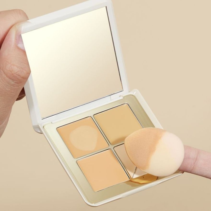 Traceless Cloud Touch Concealer Palette image