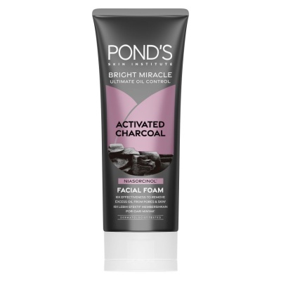 PONDS Bright Miracle Ultimate Oil Control Activated Charcoal Facial Foam 100g image