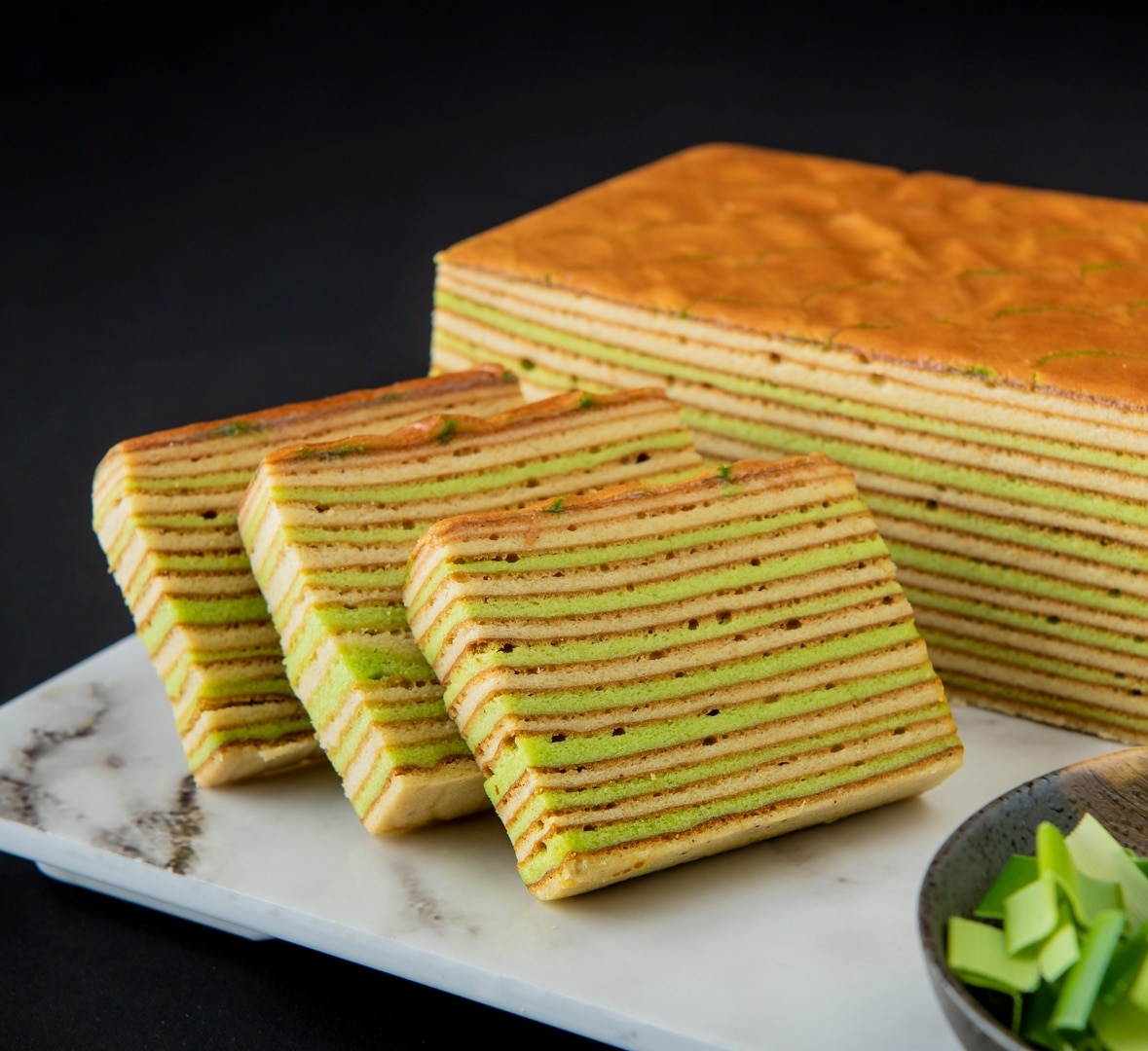 PANDAN LAYER CAKE 1 KG